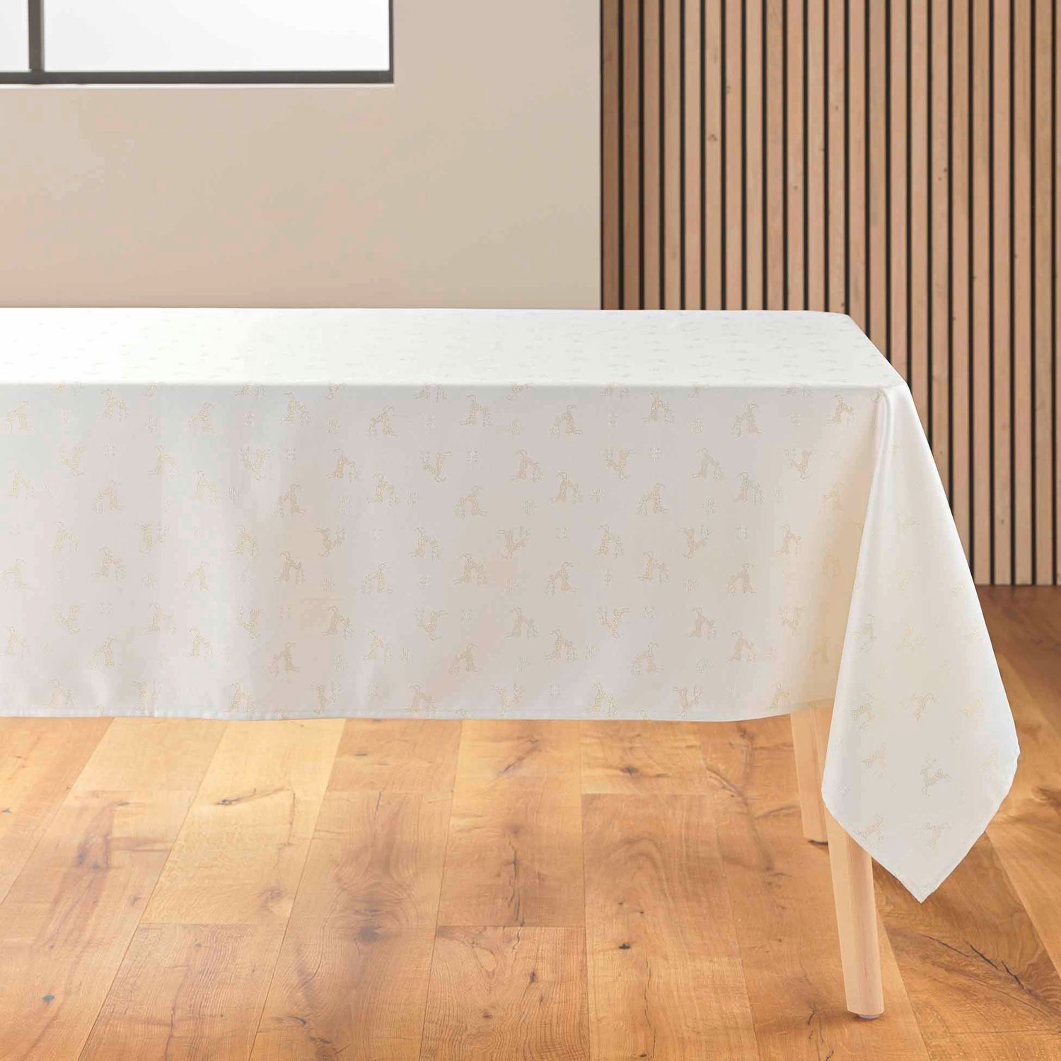 Douceur d'intérieur - Jacquard tafelkleed met gouden versiering YARN, 140 x 250 cm
