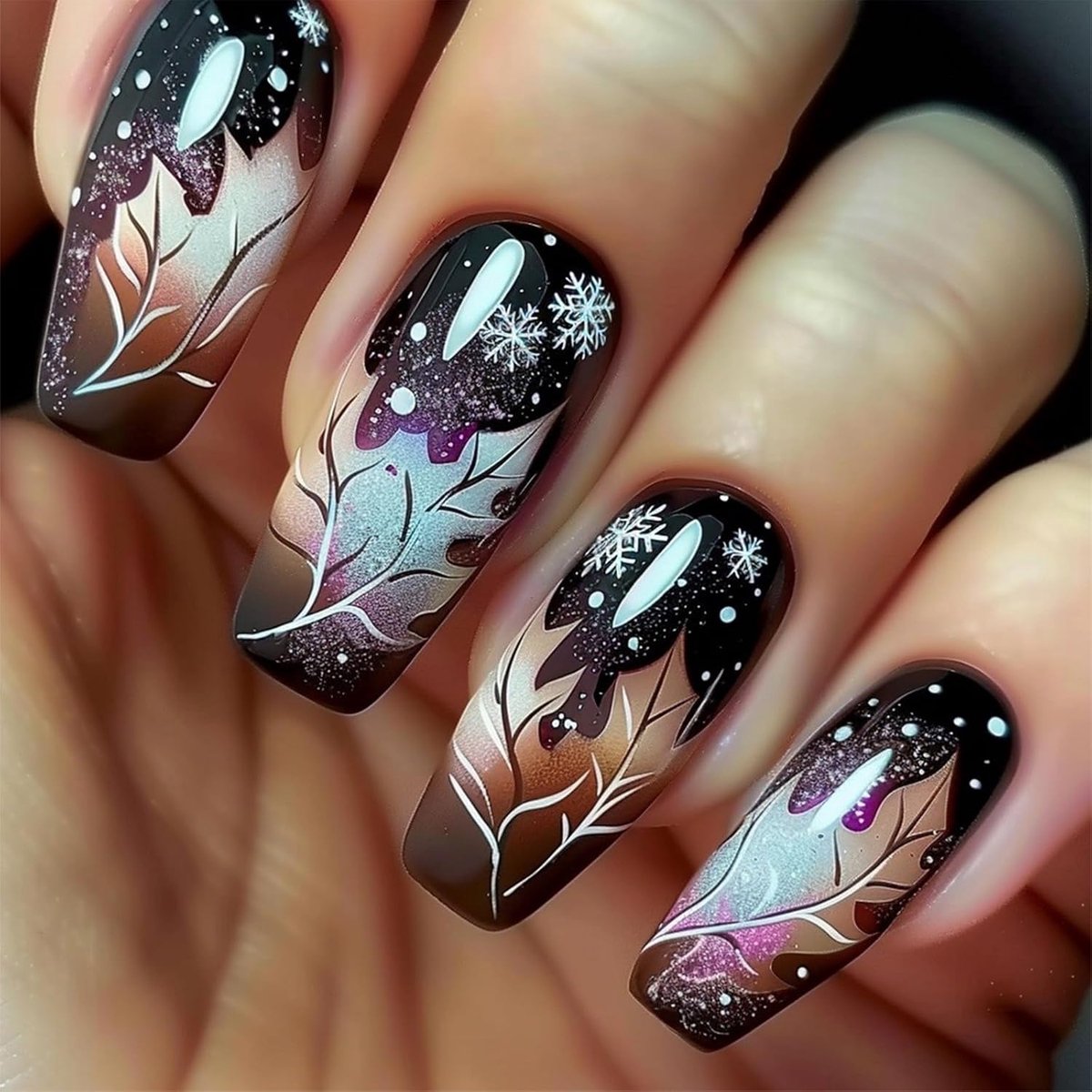 24pcs Kleine Press On Nails - Kunstnagels met Schneeflocken en Bladeren - Perfect voor Herfst en Winter - ShopVlot
