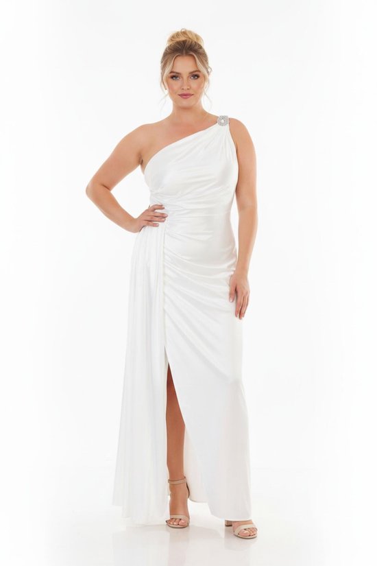 Plus - Size Lange Satijnen Avondjurk Met Schouderdetail — Wit