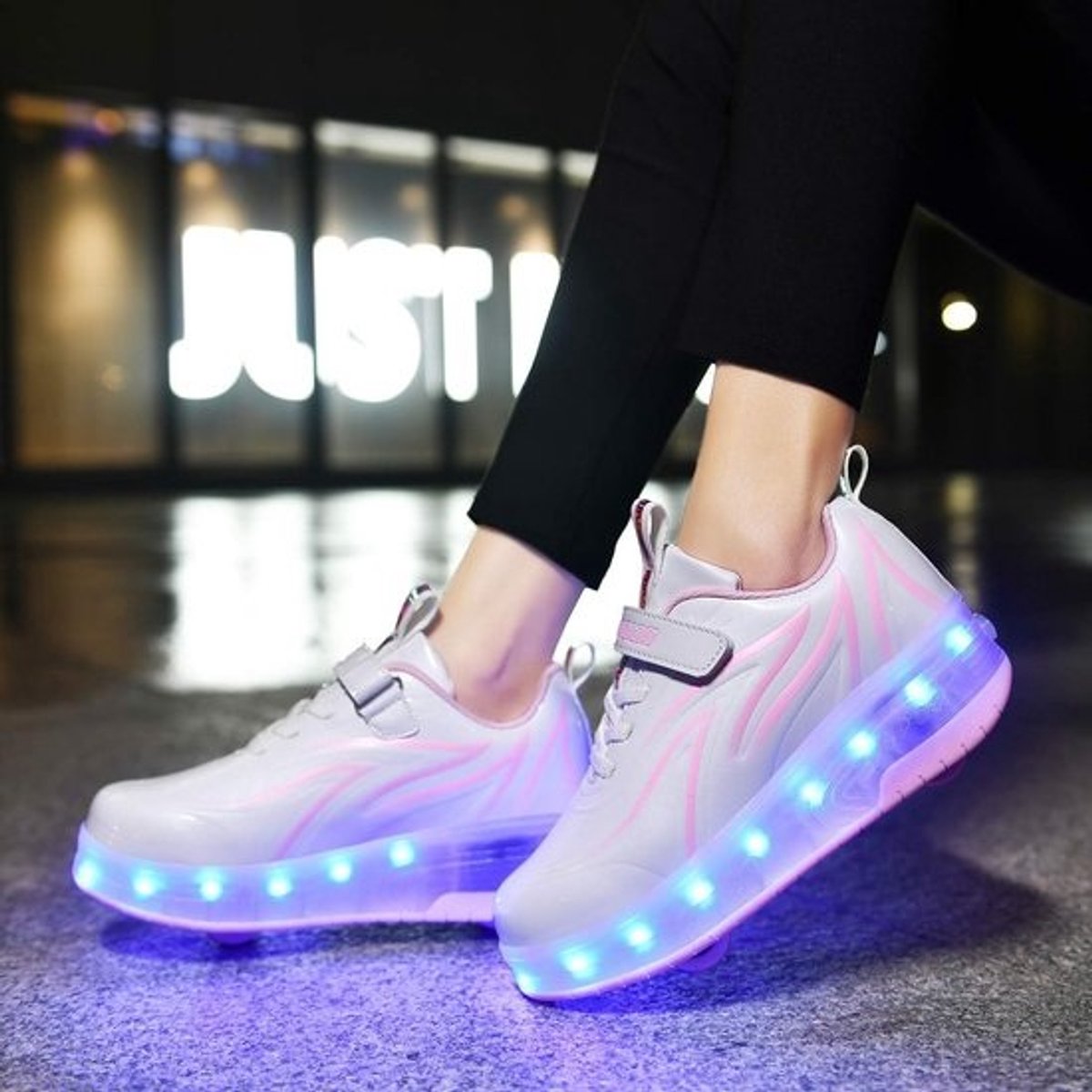 Kinder LED Schoenen met Wieltjes - Verstelbare Skates Sneakers