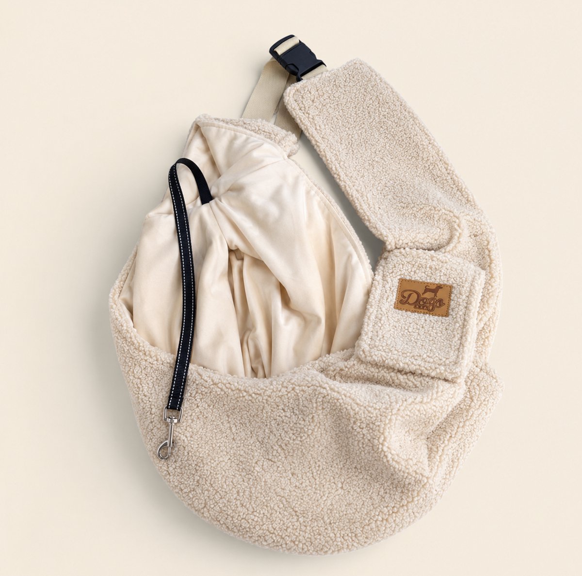 Dogs&Co® Slingbag Teddy - Draagtas Beige - Buikdrager – Schouder tas – Hond – Kat – Tot 8 kilo – Extra sterk – Meer draagcomfort voor mens en hond