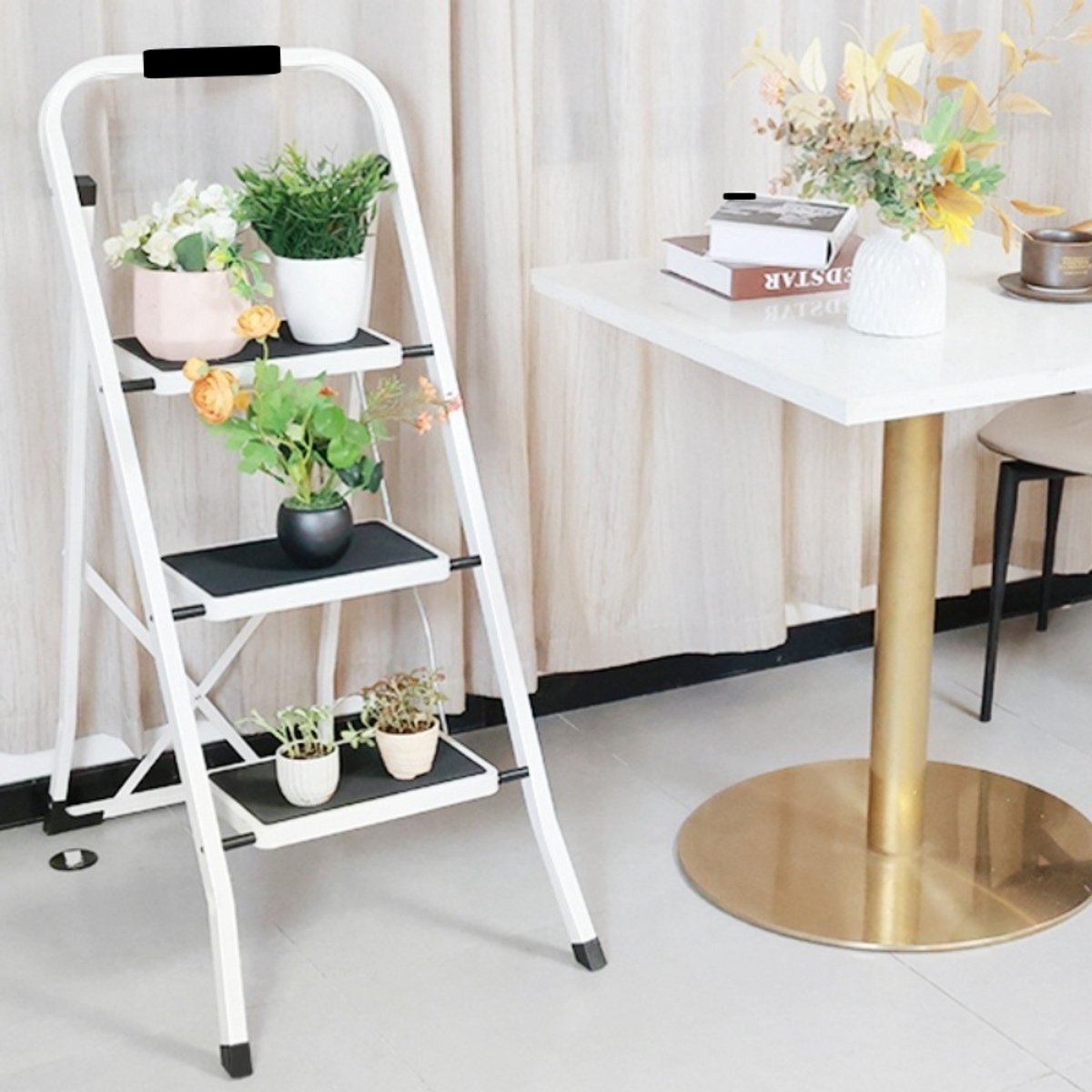 HAUSS SPOLE Huishoudtrap – 3 Treden Met Handgreep – 103,5 x 46 x 67 cm – Staal En ABS – Zwart Wit – Opvouwbaar Voor Keuken En Huis