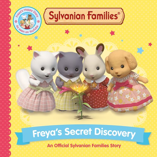 Quatre figurines Sylvanian Families : un chat, un chaton, un lapin et un chien, chacun portant une robe. Titre : Freya's Secret Discovery.