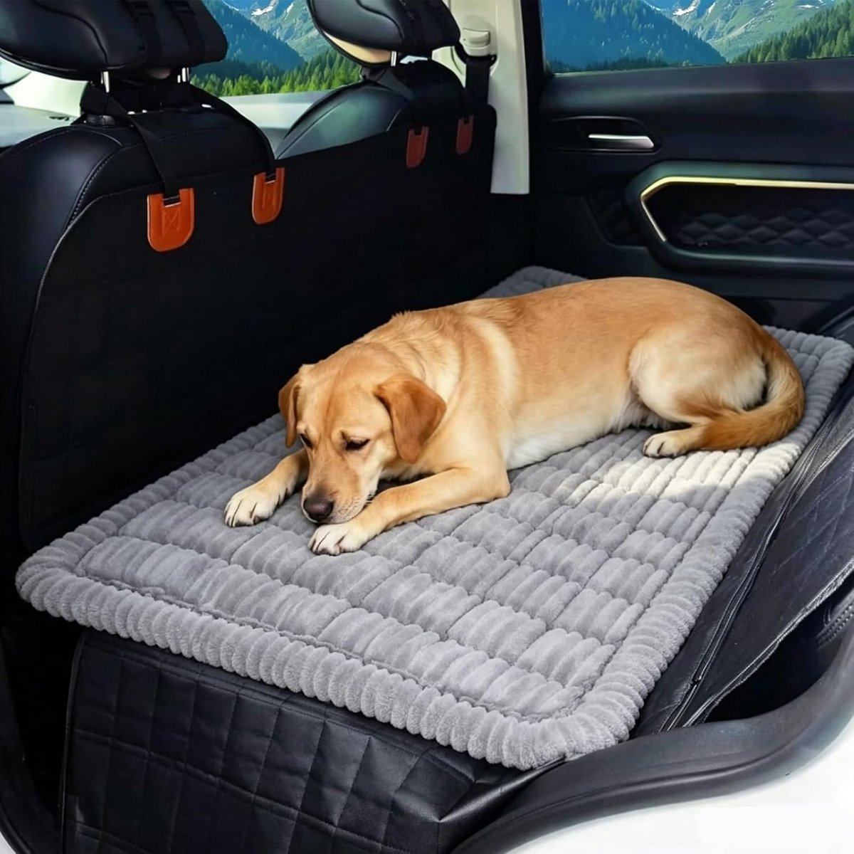Zachte en comfortabele hondenmat voor de achterbank, anti-slip en krasbestendig, ideaal voor grote honden, autostoelbescherming en gemakkelijk schoon te maken