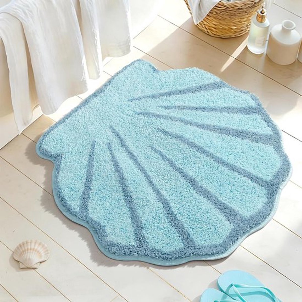 Badkamermat van Zee Schelpen, Zachte Antislip Strandmat, Wasbaar en Absorberend, Ideaal voor Badkamerdecoratie, 58 x 58 cm