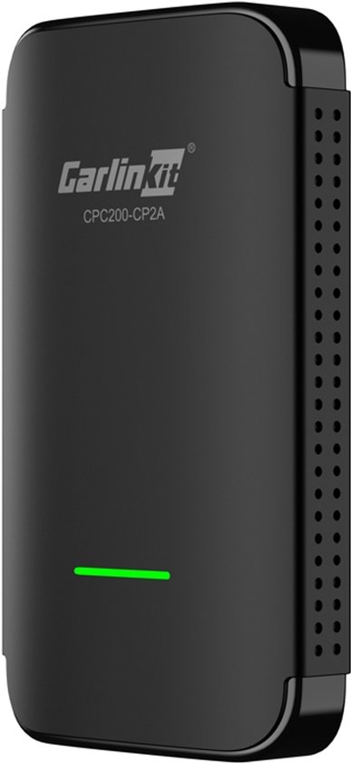 Zwarte Carlinkit CPC200-CP2A adapter met groene led-indicator en geperforeerde zijkanten.