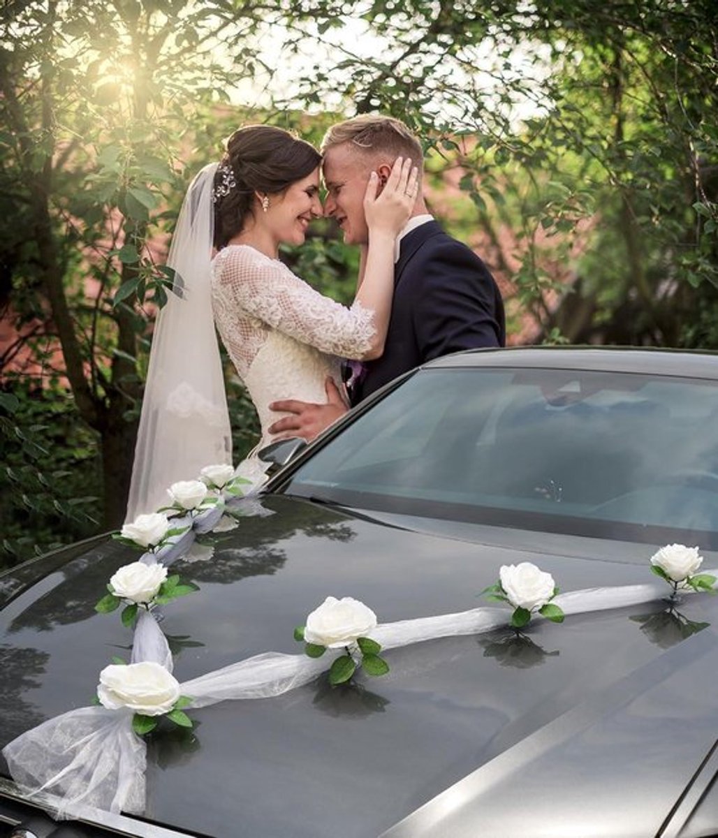 Allecto Plus - Autoversiering Bruidspaar Rozen Sieraden Bruiloft Auto Slinger
