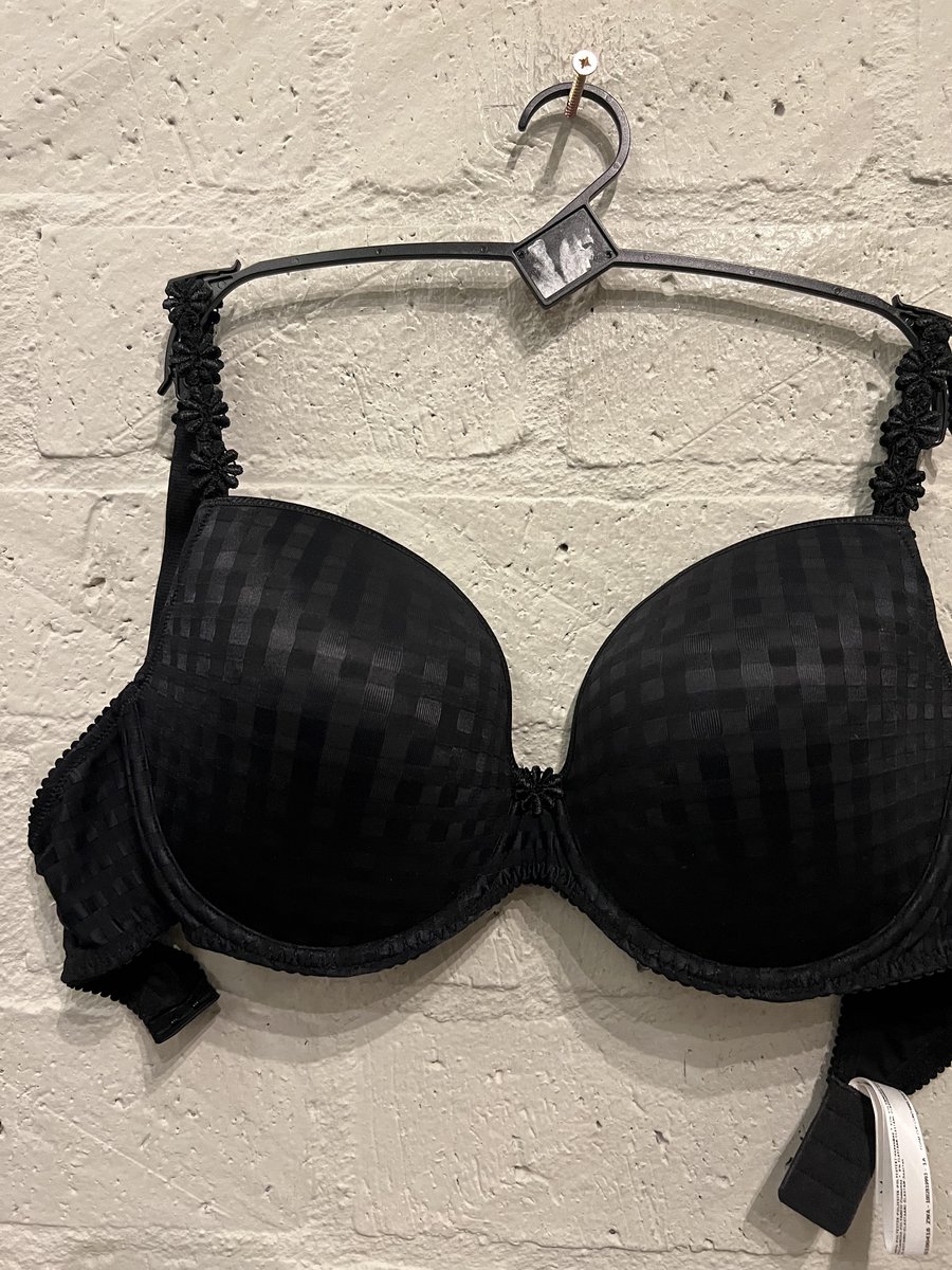 Marie Jo Avero Voorgevormde Beugel Bh 0100418 Zwart - maat EU 80F / FR 95F