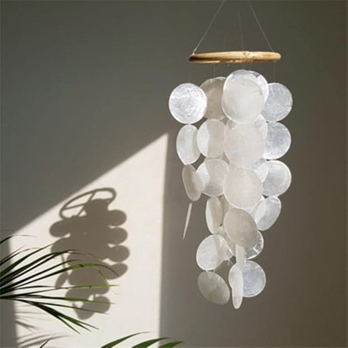 Windgong Capiz schelpen parelmoer in wit voor hangende ornamenten huis decoratie kinderkamer (klein)