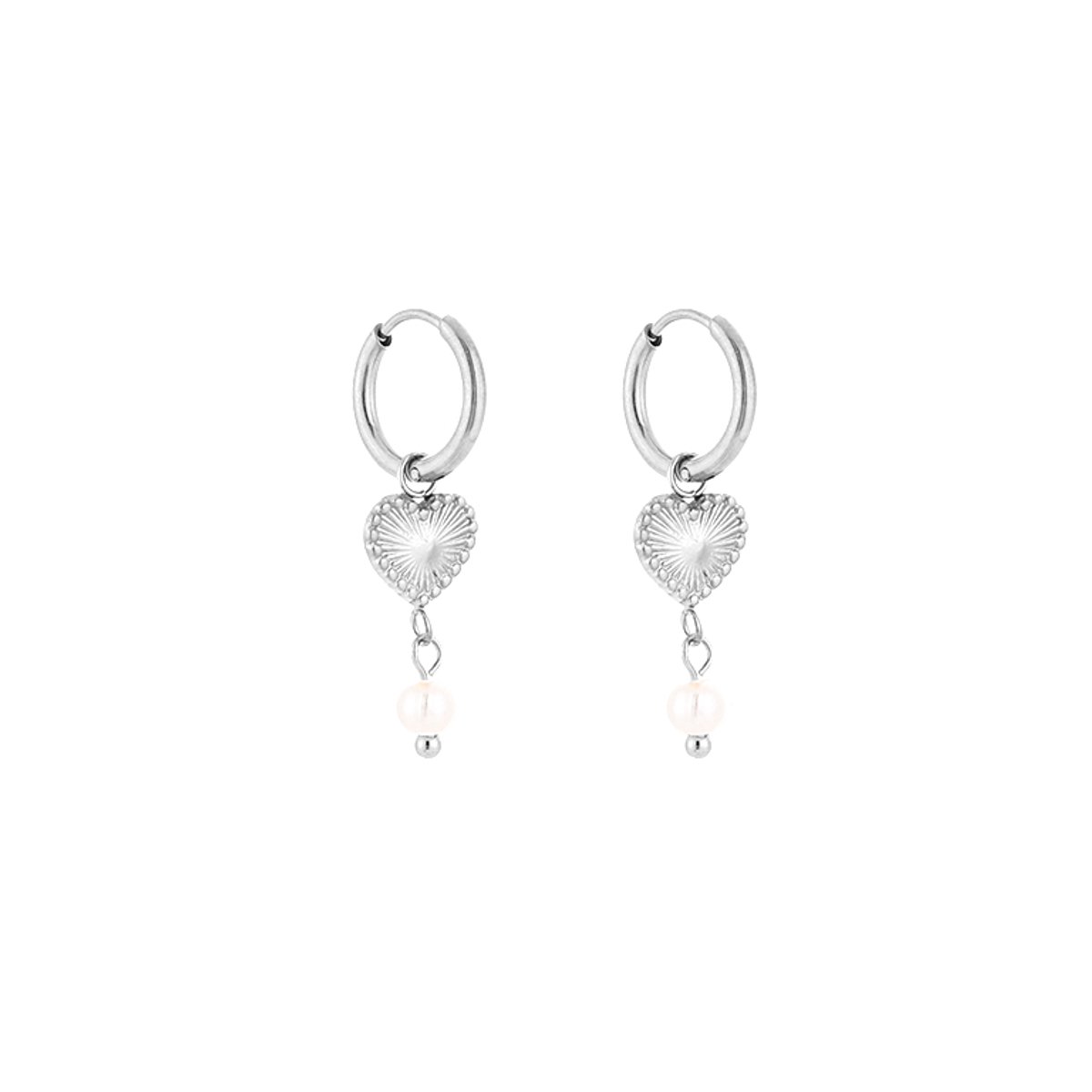Stainless Steel Hartje Bedel Oorringen met Parel – Romantische & Trendy Oorhangers - RVS - Zilver