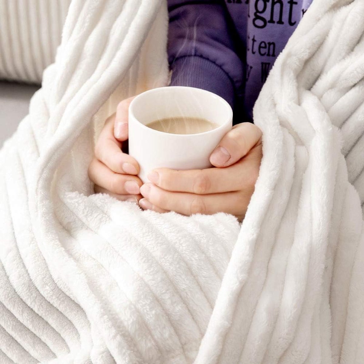SnelShoppen - Flannel Fleece Throw Dekens 65x82 Inch Beige - Zachte Warm Comfortabele Gooi Dekens voor Sofa, Bed, Reizen, Kinderen, Binnen, Buiten, Fe