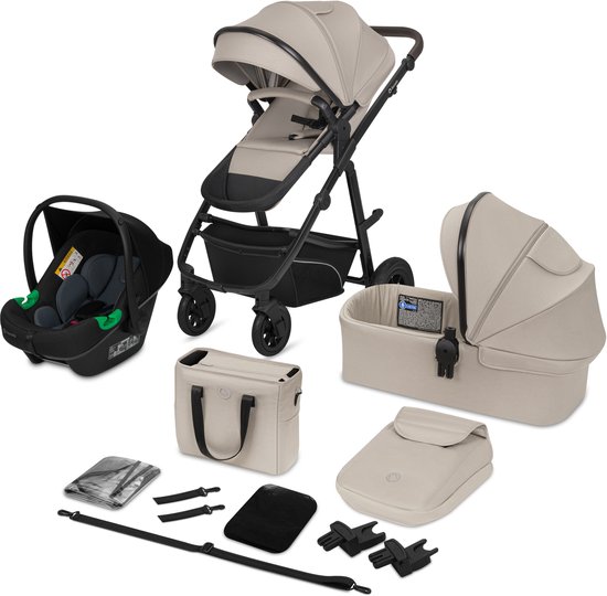 Beige kinderwagen, reiswieg, autostoeltje en verzorgingstas.