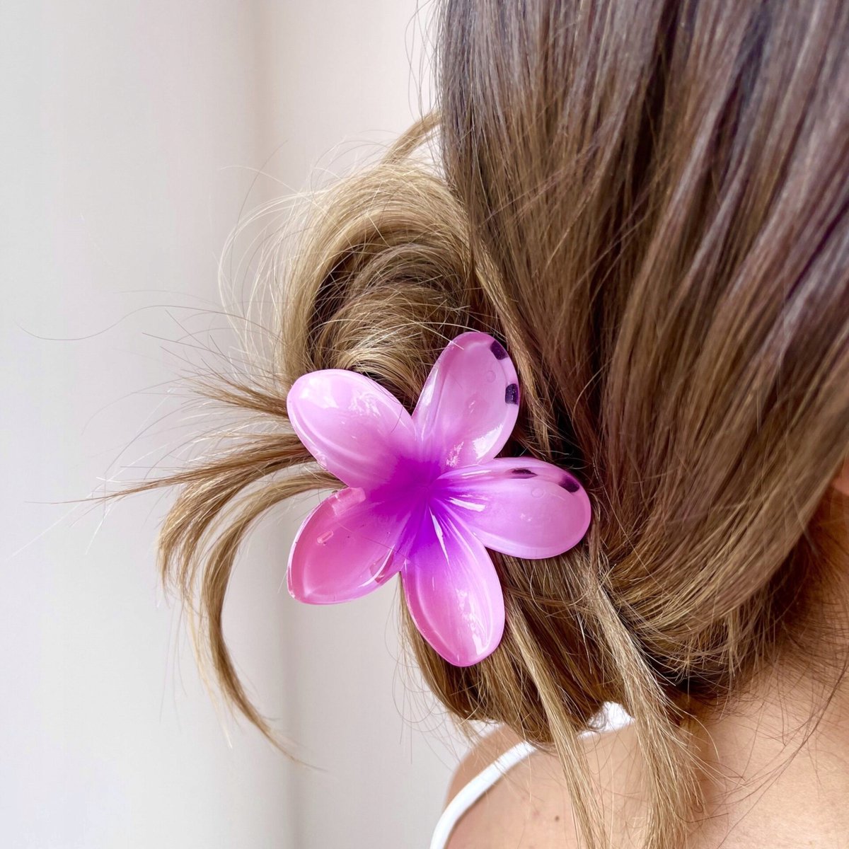 Matte Hawaiiaanse Bloem Haarclip - Beige, 9 cm
