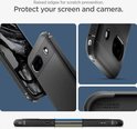 Zwarte Spigen case voor Google Pixel 8a met verhoogde randen, gestreept textuur en carbon accenten.