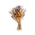 Een natuurlijk boeket droogbloemen, gebonden met touw. Met gele pluimen, rode bloemen en gedroogde zonnebloemen.