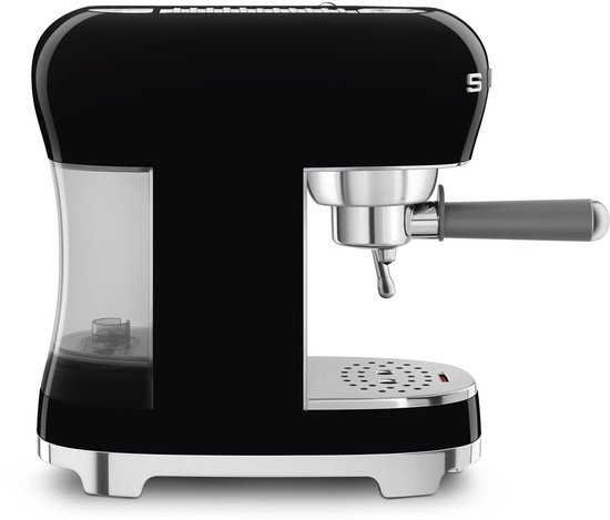 Smeg ECF02 foto 1