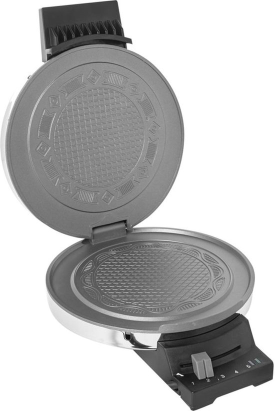Gouden wafelplaten met decoratief patroon, open wafelijzer.