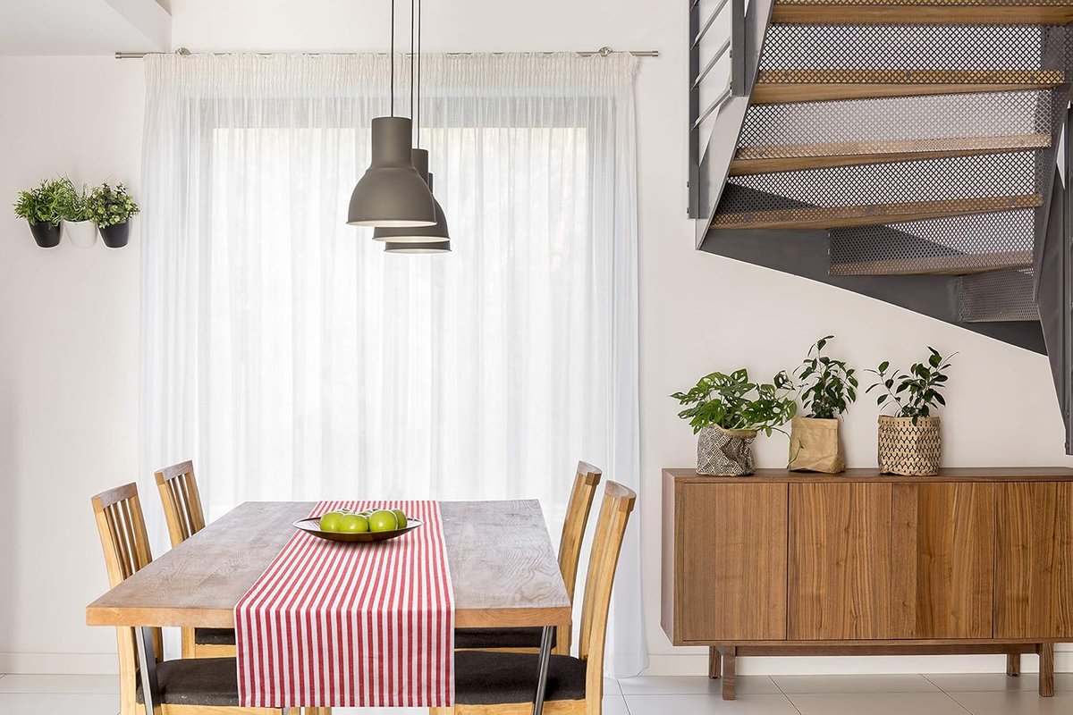 Tafelloper 40 x 200 cm rood/wit gestreept (kleur en grootte naar keuze) - hoogwaardig vervaardigde tafelloper van 100% katoen in Scandinavische landhuisstijl