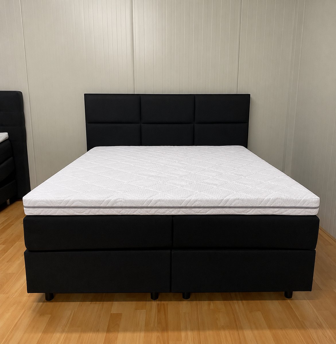 Bestrest Bedden Boxspring Bestrest Bedden - 6-vaks vlak boxspring - Antraciet - 160x200cm - Inclusief HR Pocketvering matras 21cm - Tencel Topper Hybride 12cm