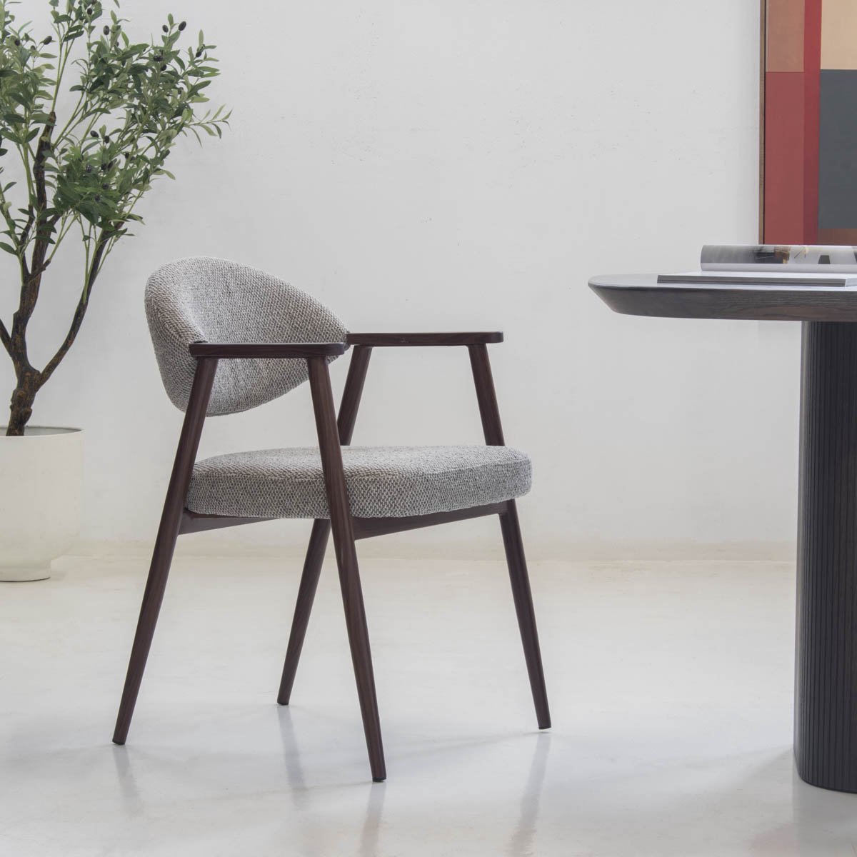DÉJA Living Eetkamerstoel Karup - Taupe/Walnoot - Set van 2