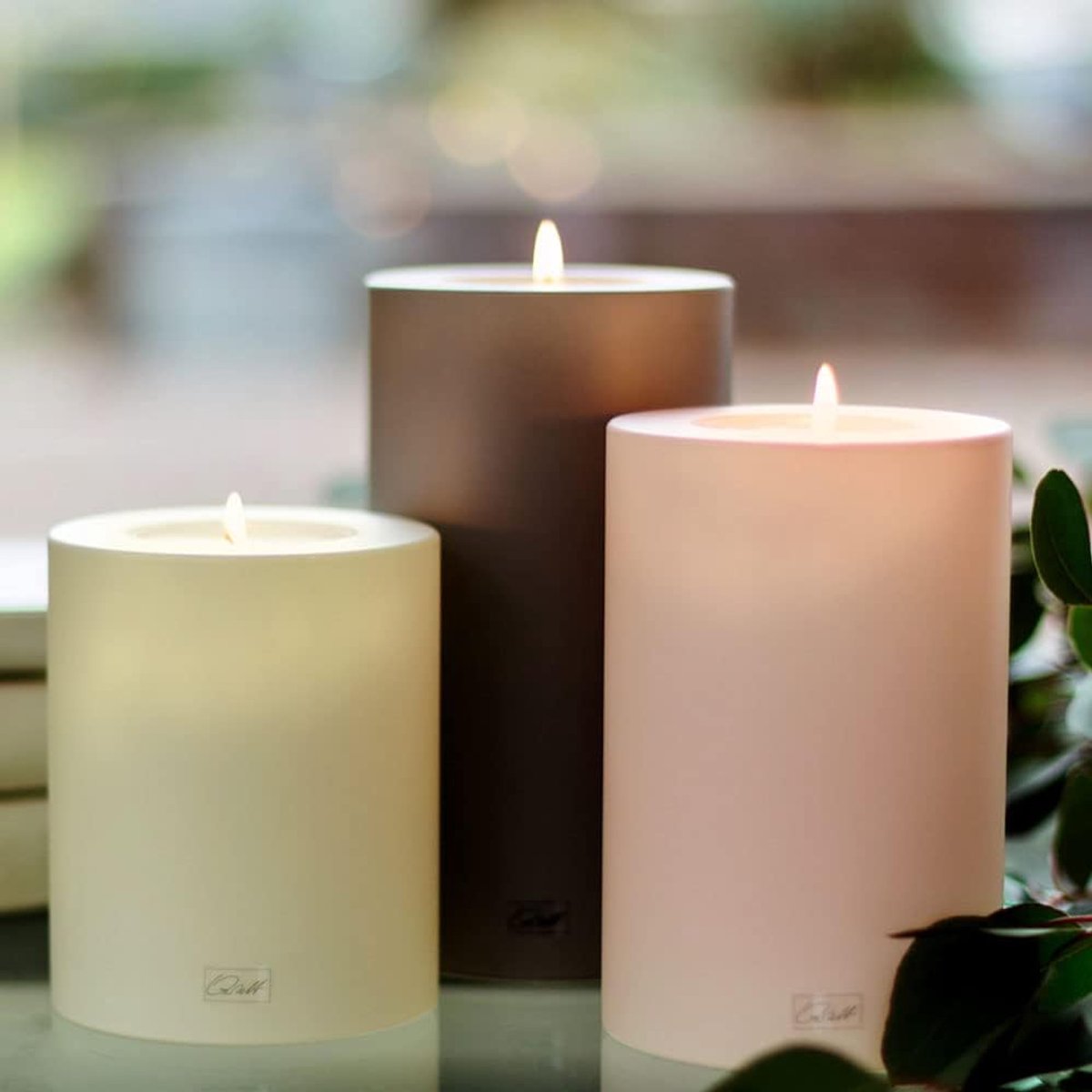 Tealight houder van 10 cm - kaarsvorm - kunststof - perfect voor buitengebruik - ShopVlot