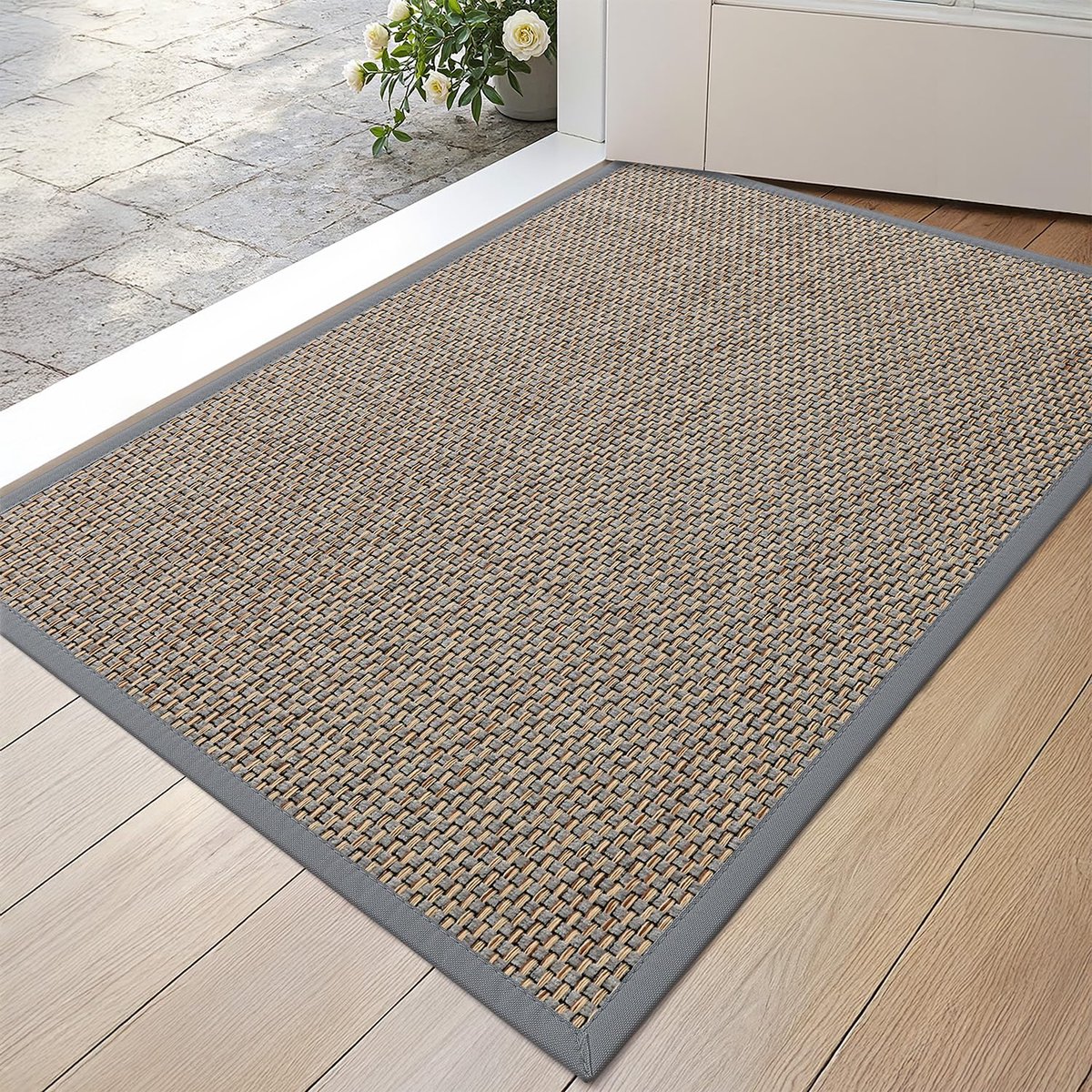 Famanu Deurmat 43 x 76 cm, antislip vuilopvangende deurmat voor binnen met rubberen achterkant, onopvallende entreemat in grijs