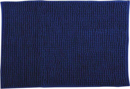 Donkerblauwe badmat van 40 x 60 cm met een zachte, bobbelige textuur.