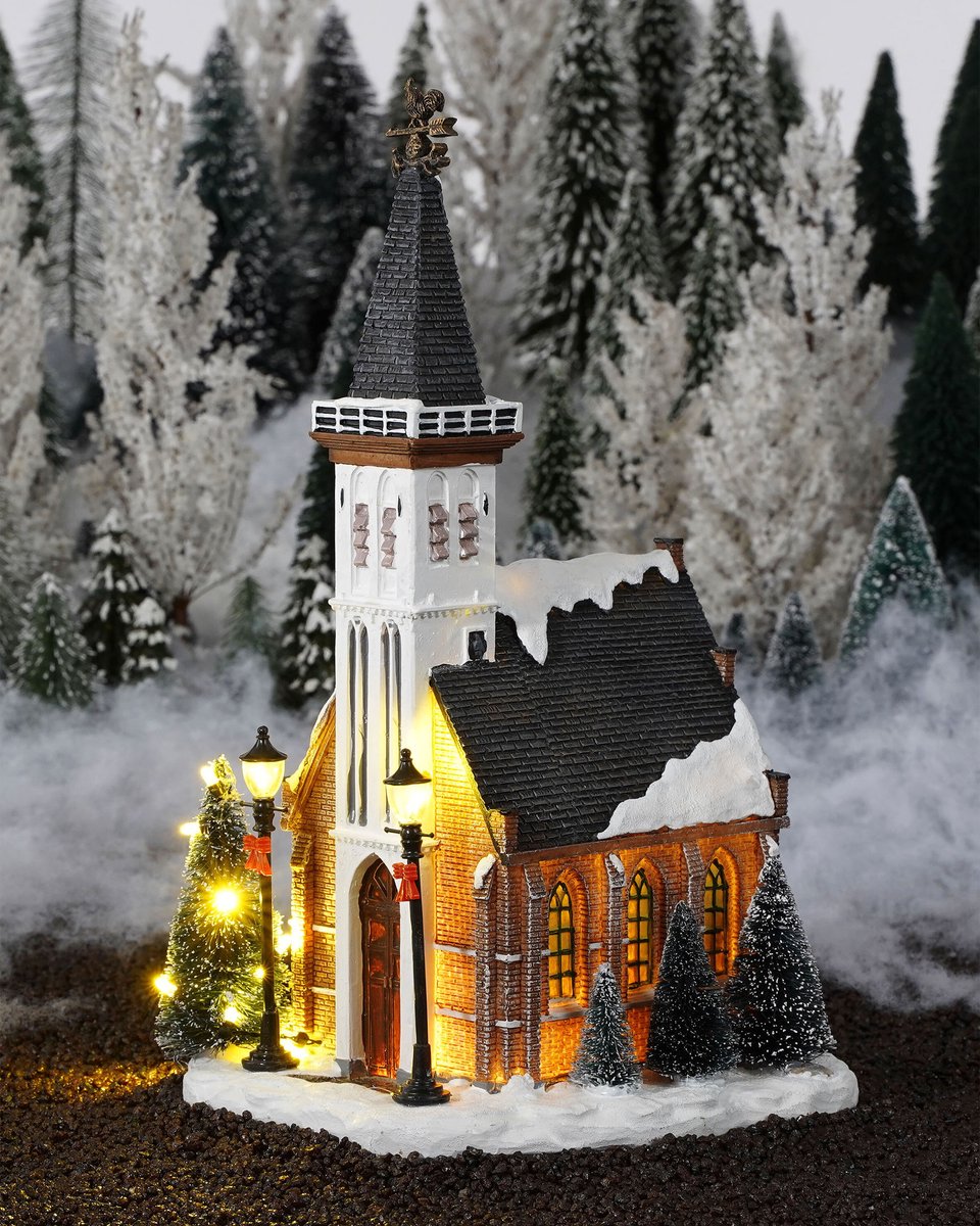 Luville Kerstdorp Miniatuur Kerk - Kerstversiering met Warme Verlichting en Besneeuwde Bomen - Kerst Decoratie voor Binnen op Batterijen - L15 x B16,5 x H31 cm - Meerkleurig – foto 2