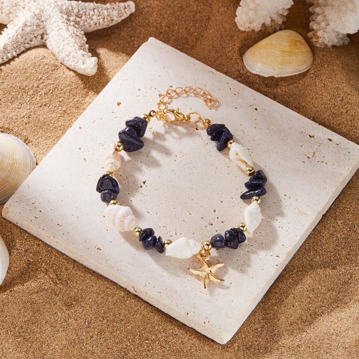Damesarmband – 18+5 cm– Ketting met zeester en schelp (imitatie) – Armband van trommelsteentjes in strandstijl – Kralenketting met oceaanthema – Kralensieraden voor dames – Kralenketting voor feestjes met strandvibe – Geschikt voor dagelijks gebruik