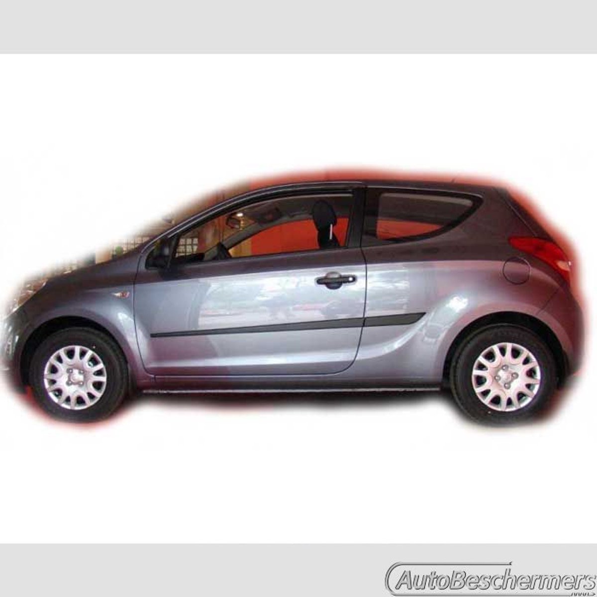 Stootlijsten set zwart voor Hyundai i20 3-deurs 02.2009-04.2012. De stootstrips zijn zelfklevend. Set a 4 stuks (#0028)