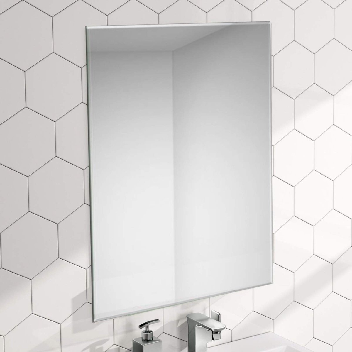 Omgoods - Horizon Beveled Edge Frameless Spiegel 400x600mm - Voor Badkamer en Woonkamer