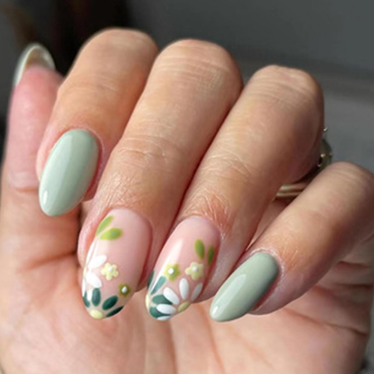 24 stuks Franse groene nagels, korte amandelnagels, acryl, druk op nagels, 12 maten, plakbare kunstnagels voor vrouwen en meisjes, feestjes en thuis, DIY