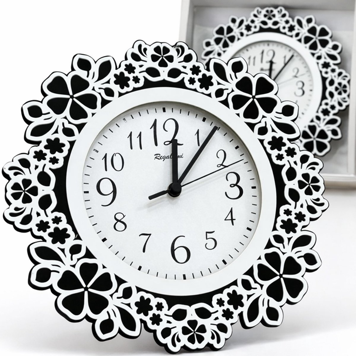 Omgoods - Elegante Wandklok 32,5 cm van Hout met Bloemendesign - Stil en Stijlvol