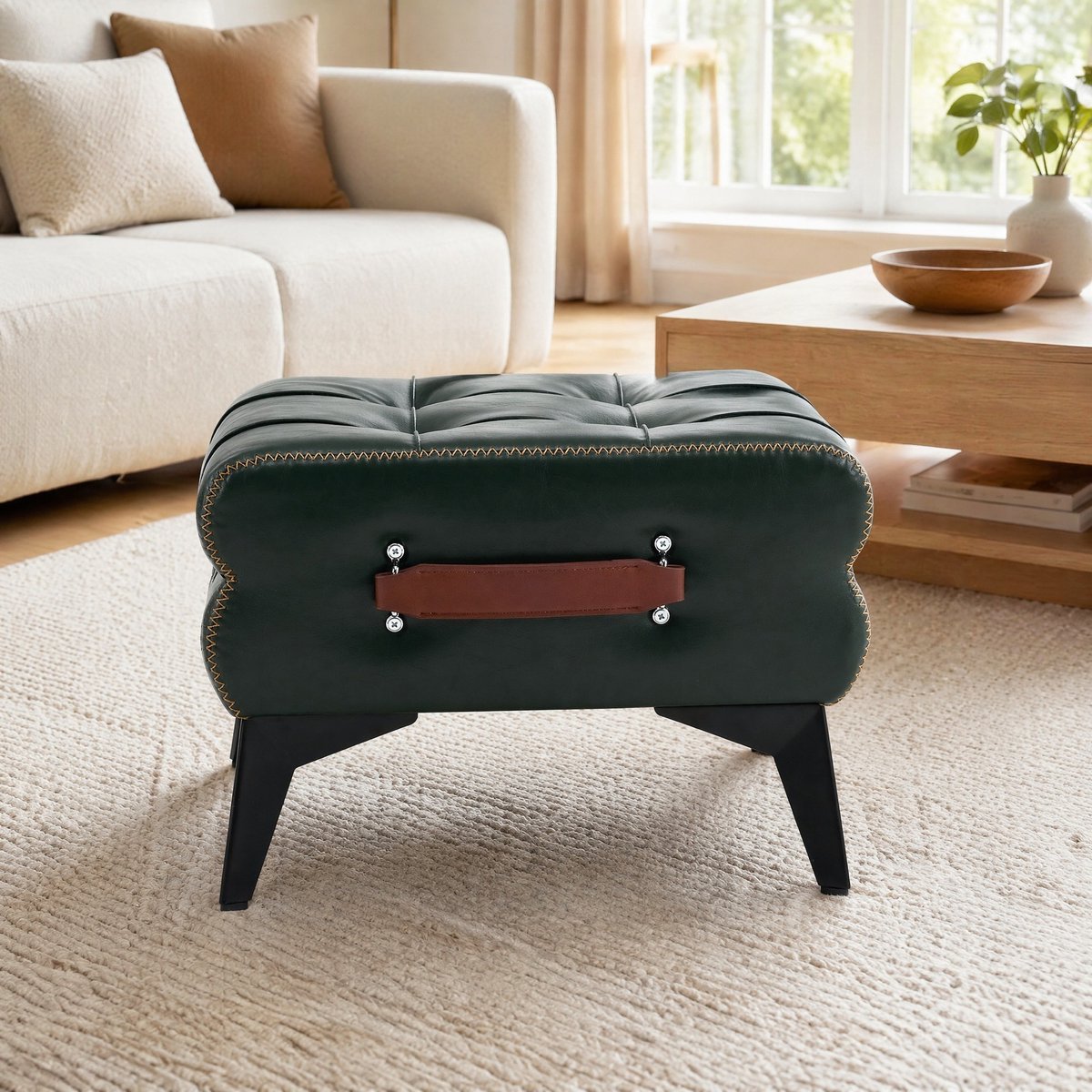 REDOM - Hocker - Groen kunstleer - Met metalen poten - Draagbaar - Multifunctionele voetkruk - Voor woonkamer en slaapkamer - 43 x 33 x 30 cm
