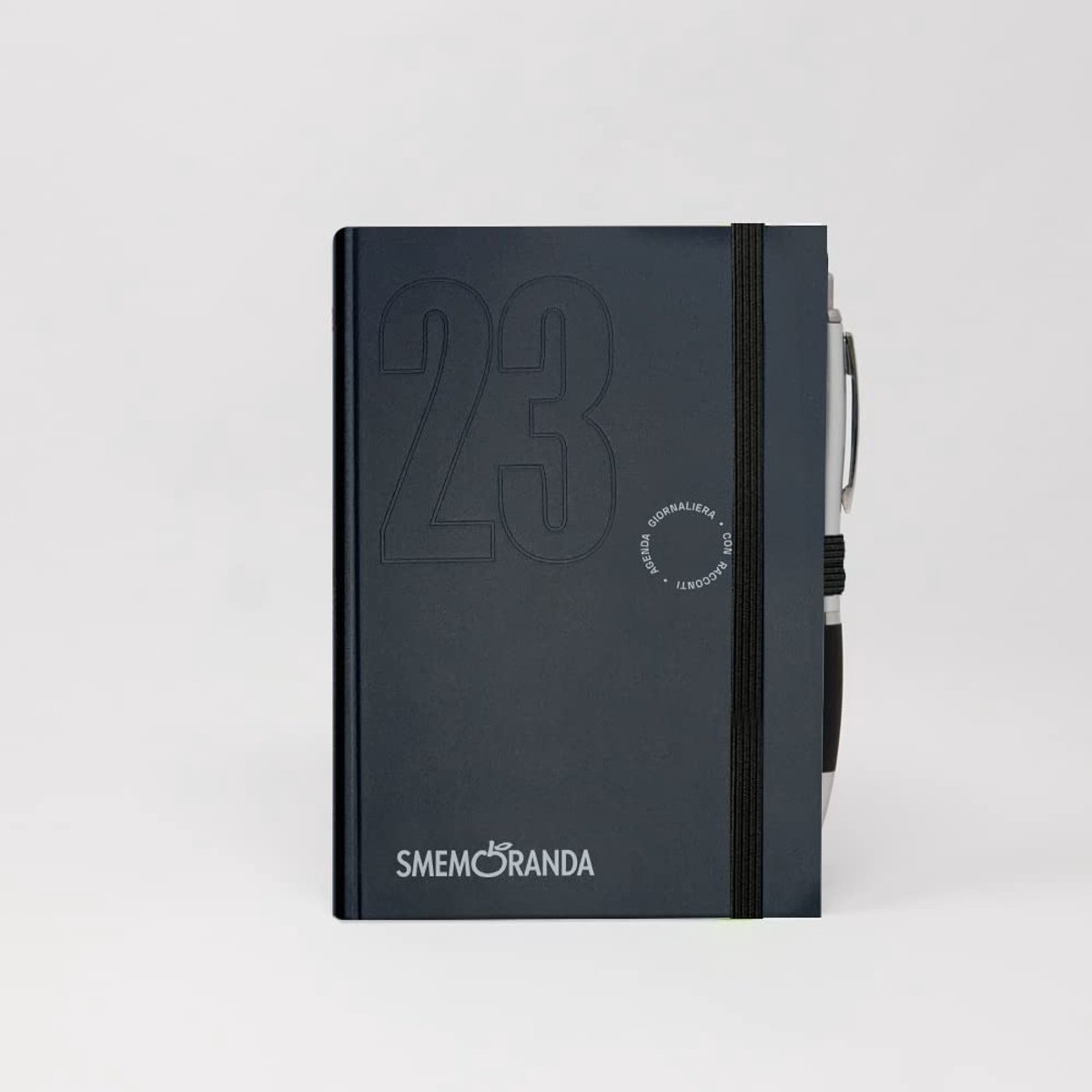 SnelShoppen - Smemoranda Dagplanner 12 maanden 2023 - Harde kaft, geruite bladeren, middenformaat 11,2 x 16,4 cm, zwart, inclusief pen voor organisati