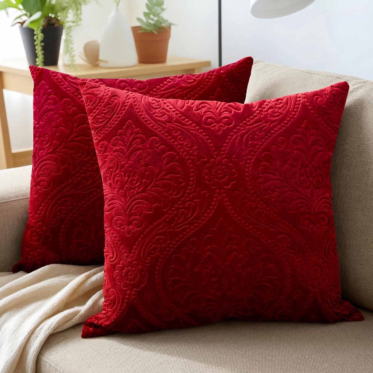 XO Luxe fluwelen kussenhoezen in reliëf - pluche kussenhoezen voor elegante woonkamers en slaapkamers, machinewasbaar, 40 x 40 cm, rood, set van 2, alleen hoezen zonder vulling