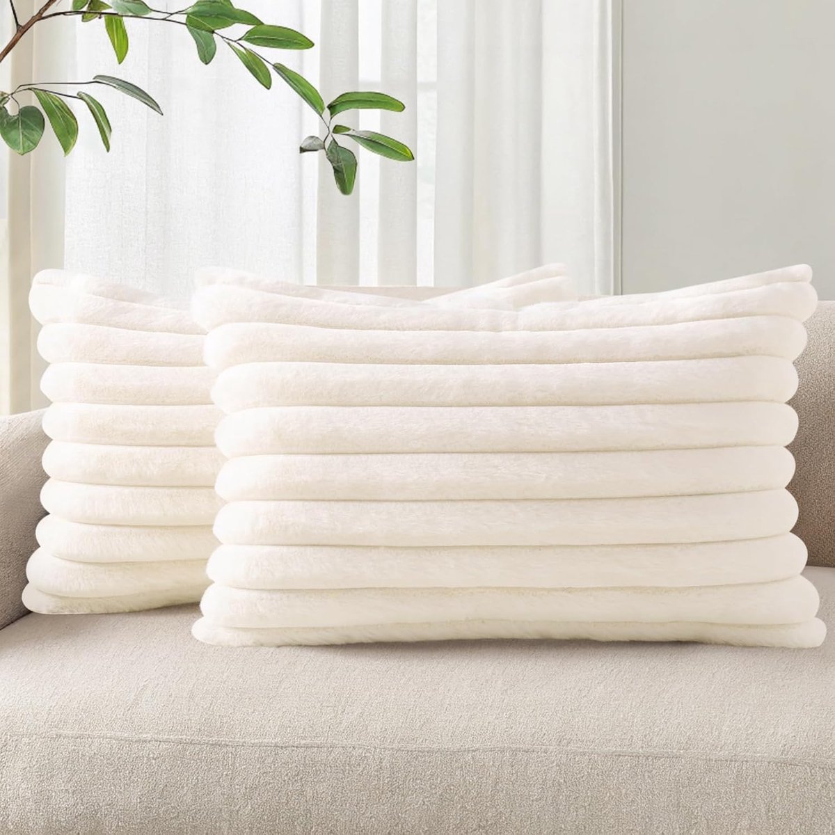 Kussenhoezen van kunstbont - 30 x 50 cm - set van 2 - crèmewit - Decoratieve Luxe Zachte Pluizige Gestreepte Neutrale Kussensloop voor Bank - Bed - Bank - Woonkamer