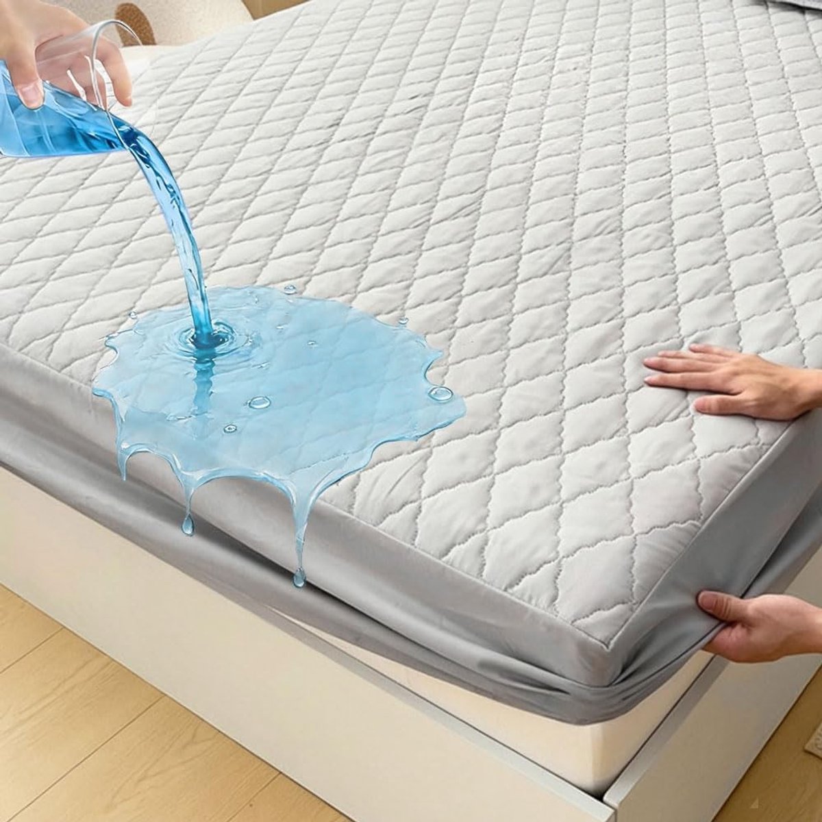 Matrasbeschermer - Lichtgrijs - 90 x 200 cm - Waterdichte Matrashoes met Ademend Comfort - Voor Matrassen tot 28 cm