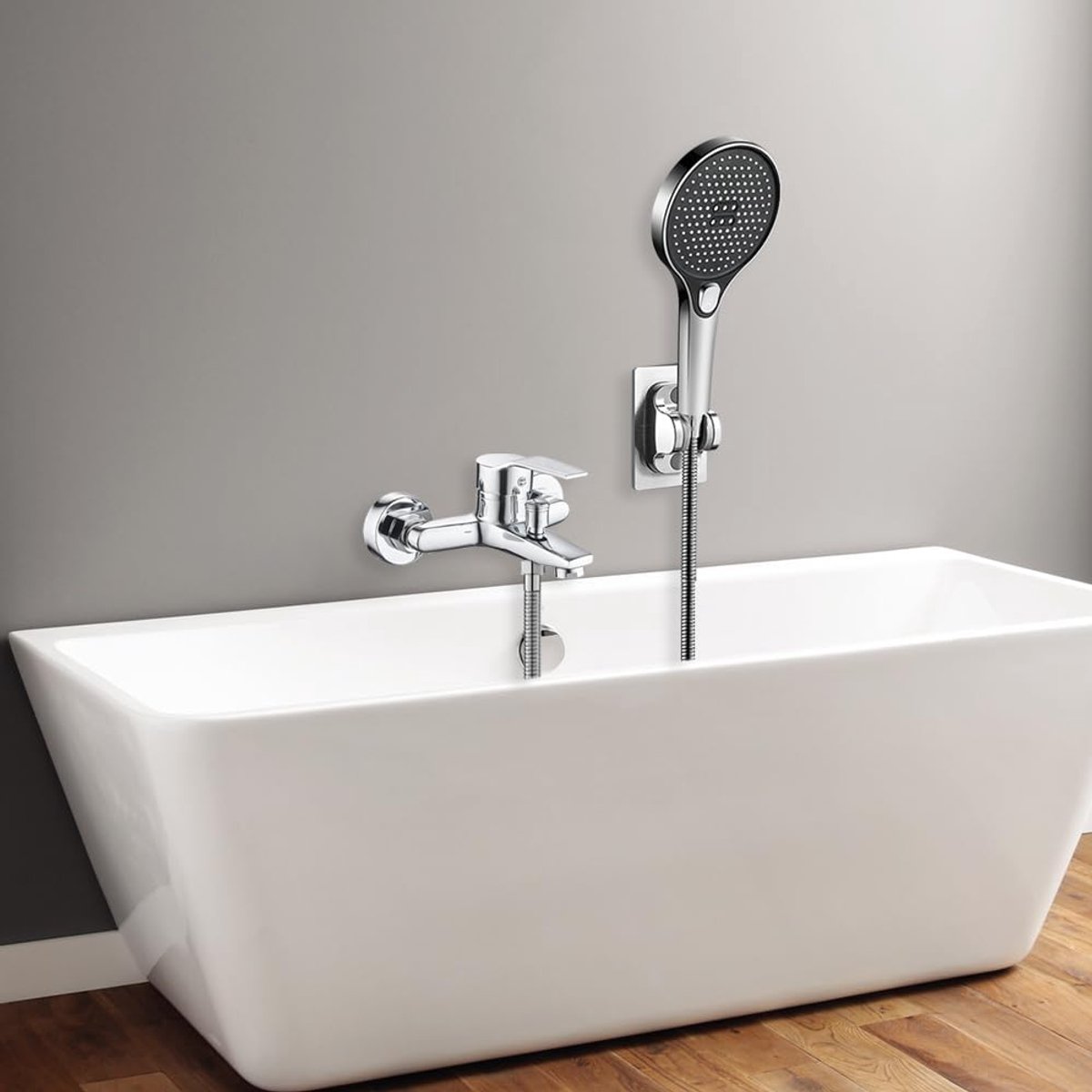 SnelShoppen - Wandmontage Badkraan Mengkraan Set met 8 Montageaccessoires - Hoofd- en Koudwaterkraan voor Bad en Douche - Hoogwaardige RVS Afwerking -