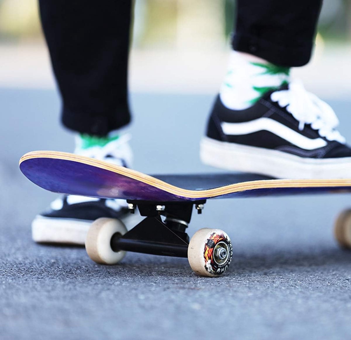 Skateboard Concave - Vierwielig skateboard - Evenwicht trainen - Dubbel concave dek - 79 x 19 x 10 cm