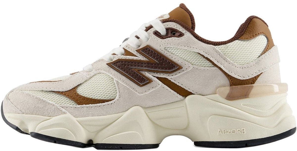 New Balance 9060 GS Breakfast Tea Angora Wit