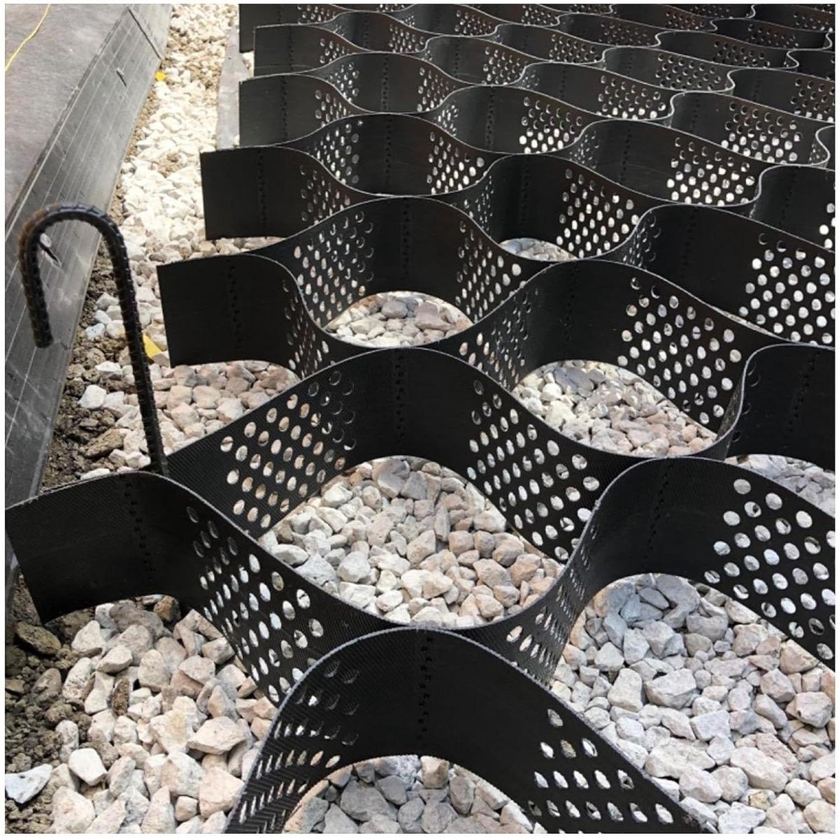 Grind Grid - Grindstabilisator Bodemrooster - Oprit Stabiliseren - Opvouwbaar Flexibel Ontwerp - 10 cm Dik - Zwart