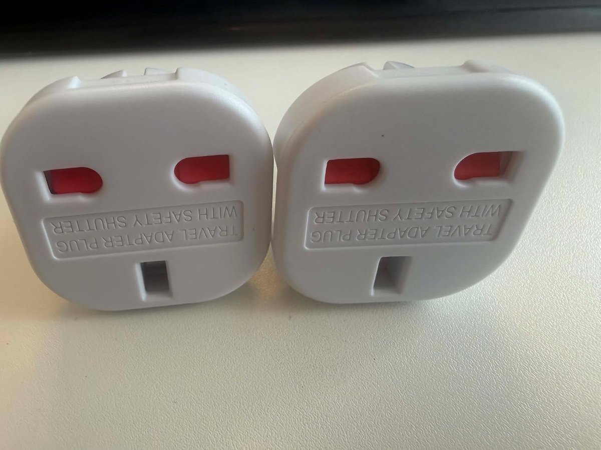 Reisstekkeradapter met veiligheidssluiting - set van 2 - UK-stekker - veilig en betrouwbaar - ShopVlot