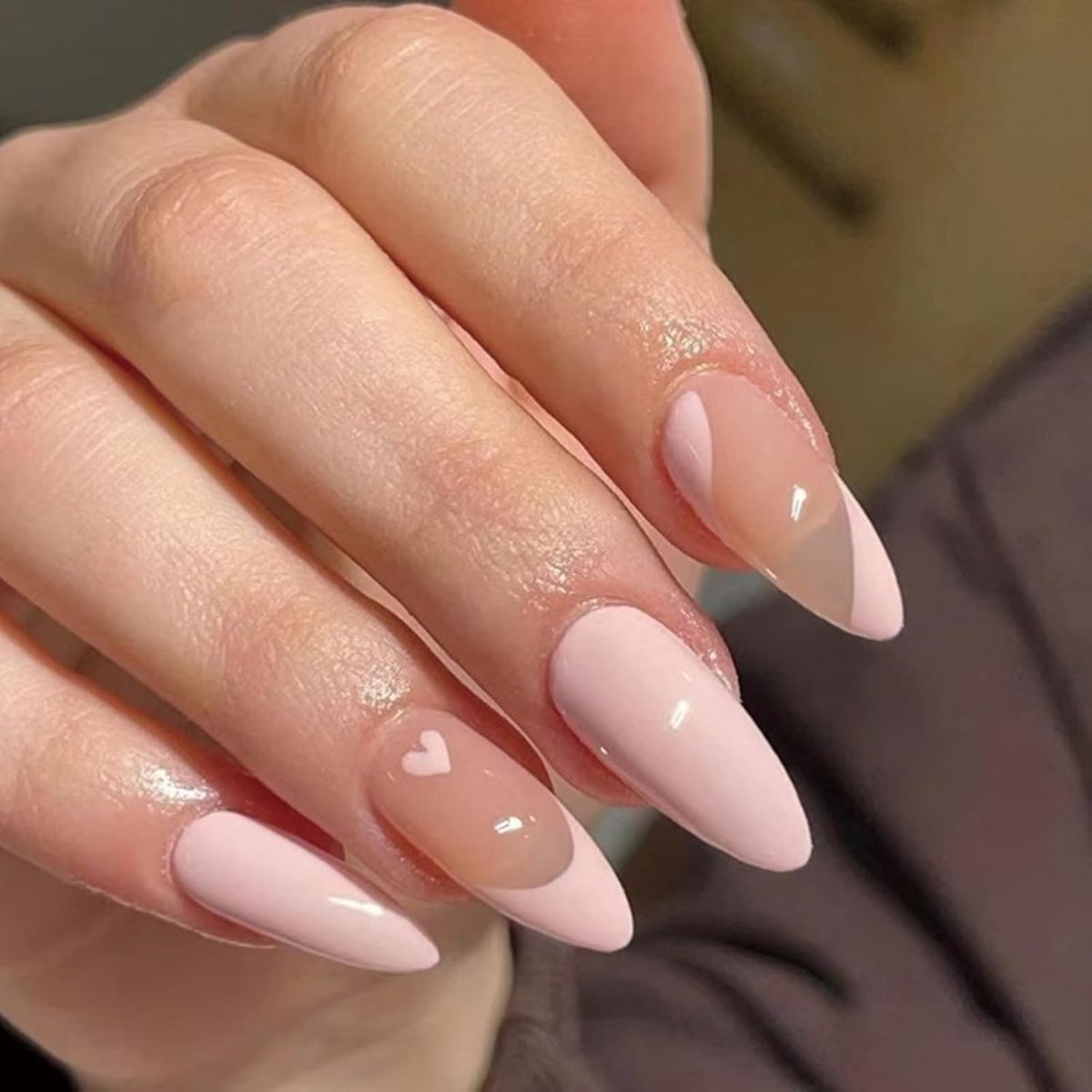 Press-On Amandelvormige Nagels, Franse Tips voor Vrouwen en Meisjes, Nude Volledige Cover Nageltips voor Salon