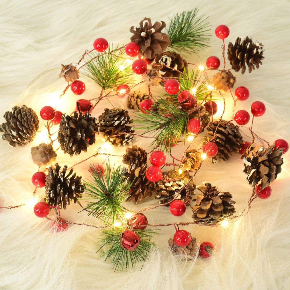 Kerstslinger met verlichting, 2M 20 LED Pine Cone String Lights Berry Garland met Verlichting Indoor Kerstversiering, Deur Open Haard Xmas Kunstmatige Slinger Fairy Light