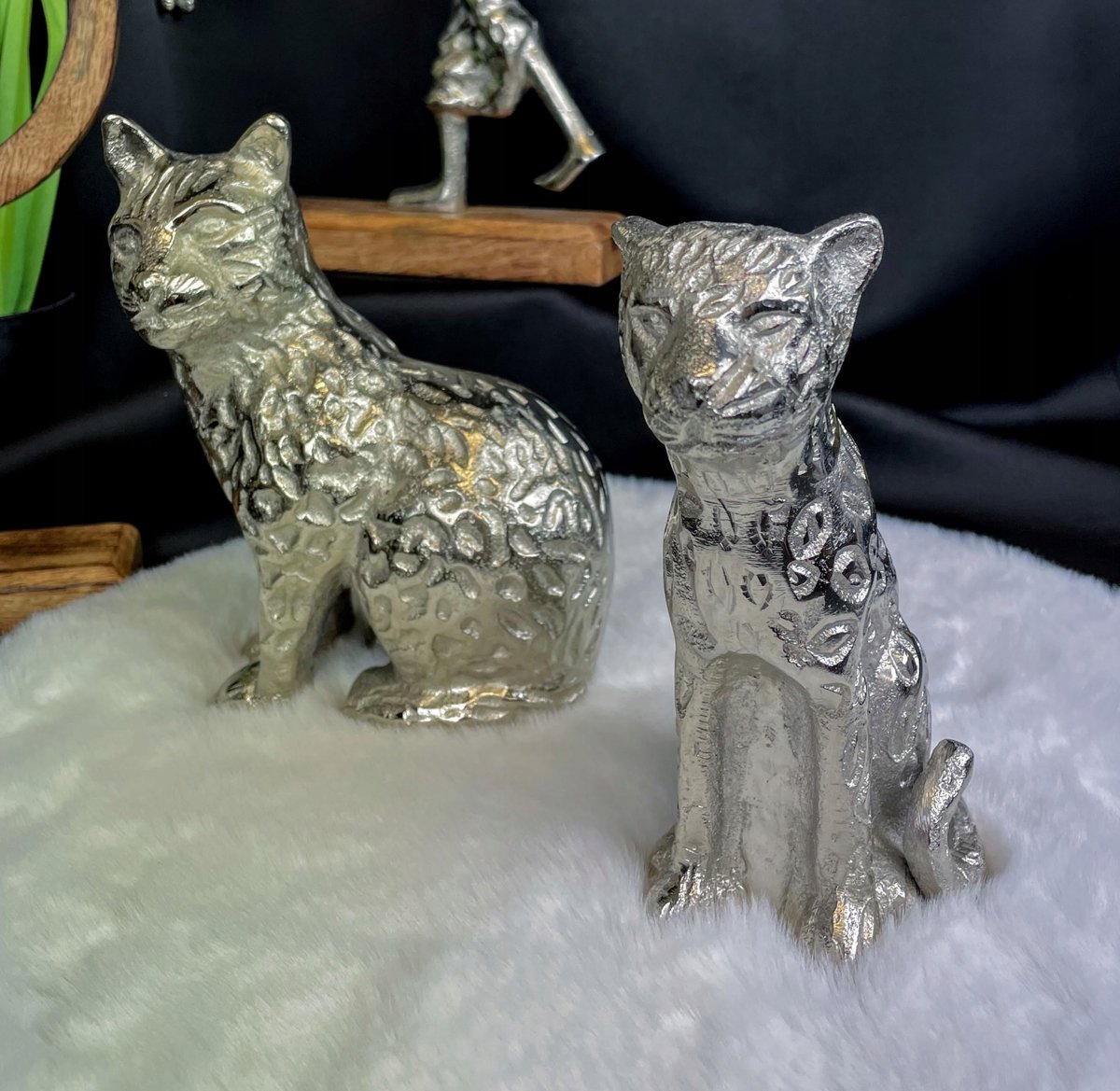 Zilverkleurig Kattenbeeld - 16,5 cm Hoog