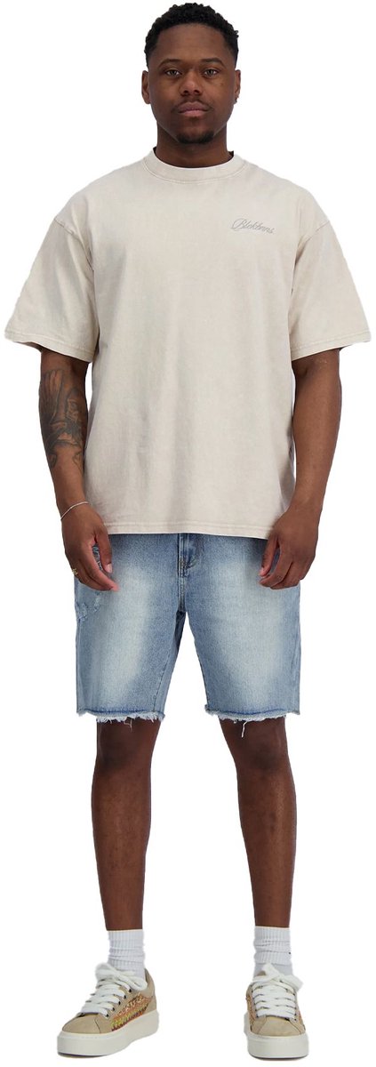 Trophy tee