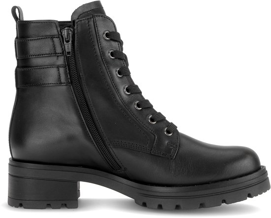 Botte Gabor noire avec lacets, boucles et talon bloc, avec fermeture éclair sur le côté.
