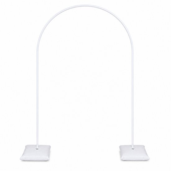 Wit metalen boogframe met witte waterzakken als voet.