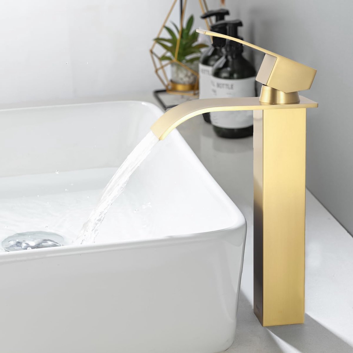 ONECE Goud Hoge Badkamer Watervalkraan, Waterval Wastafelkraan op Aanrecht - ShopVlot